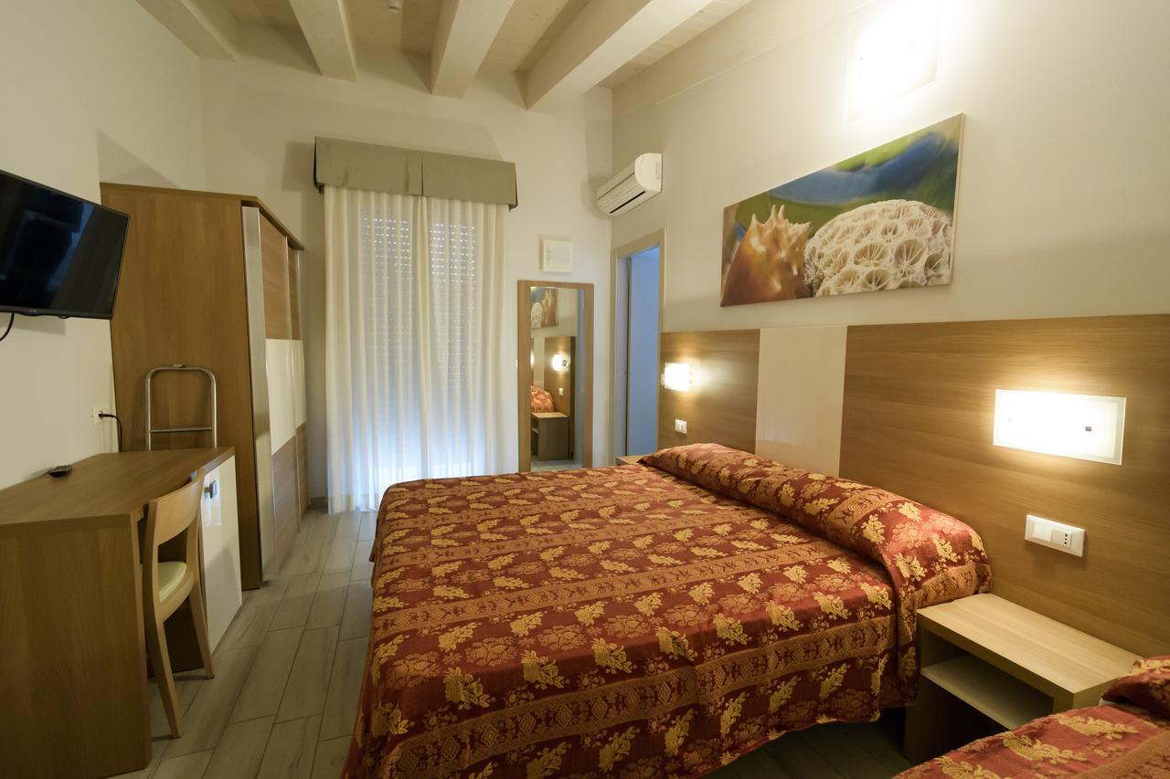 Hotel Mondial Cervia Exteriér fotografie